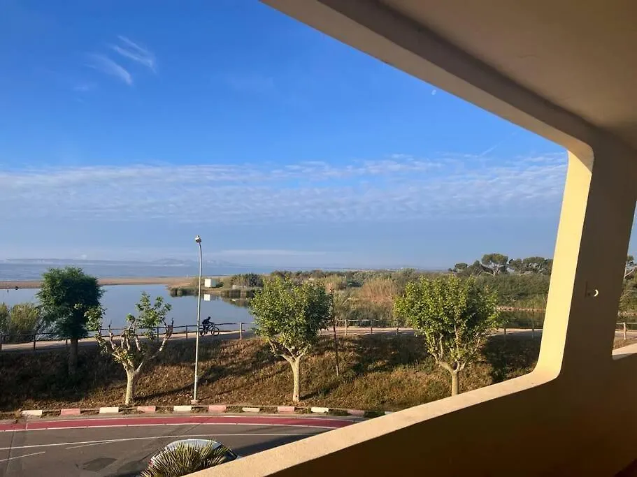3Apartamento De Tres Habitaciones Empuriabrava