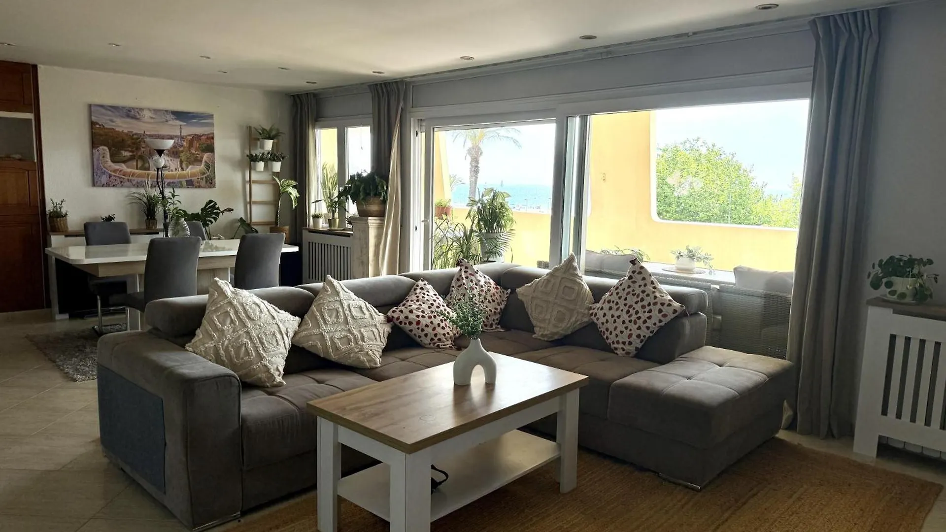 3Apartamento De Tres Habitaciones Empuriabrava